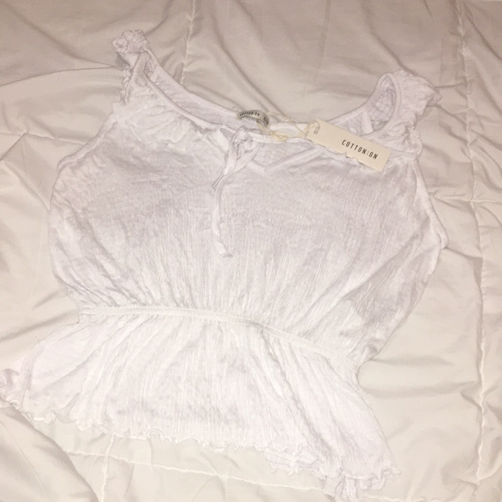 Lucy ruffle strap top/ white